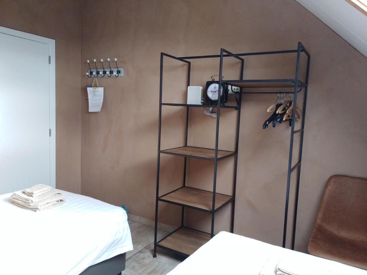 'T Hooghe Licht Bed & Breakfast Ζονεμπέκε Εξωτερικό φωτογραφία